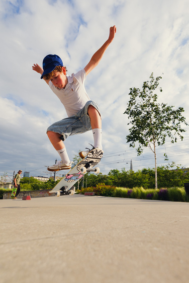 Complet Urban Sports Skating TV Skateboard 7.5"