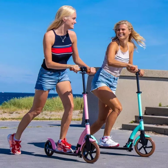 Scuter de transport urban cu suspensie frontală Story Retro Ride Negru