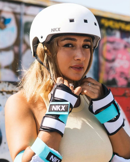 NKX Brain Saver Cască de skateboard alb M
