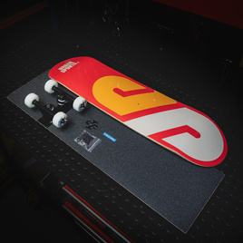 Serviciul Skateboard: Asamblarea skateboard-ului