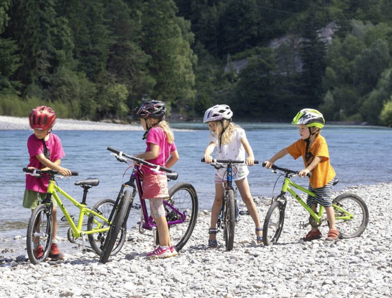 Bicicletă ușoară pentru copii KUbikes 24S Negru și albastru