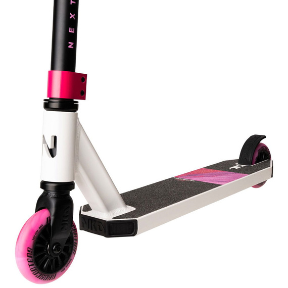 NKD Next Generation Scutere ușoare din aluminiu pentru tineri rideri Alb-roz wys. 79,4 cm