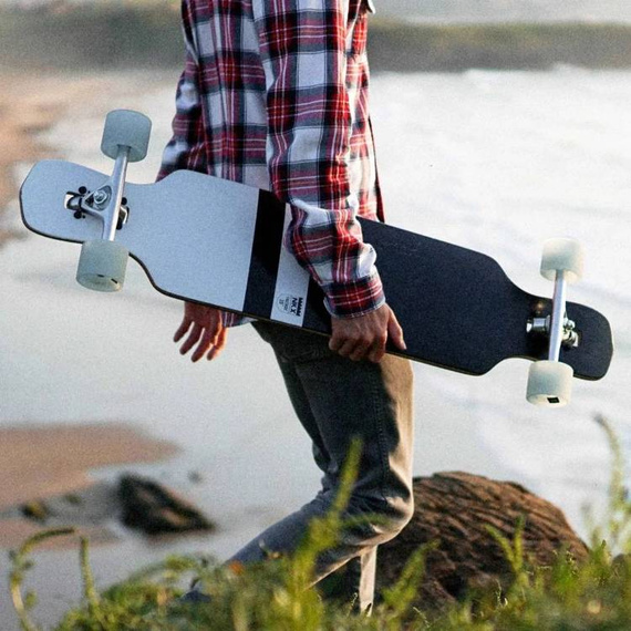 Longboard pentru începători NKX Canadiens negru 38.58"