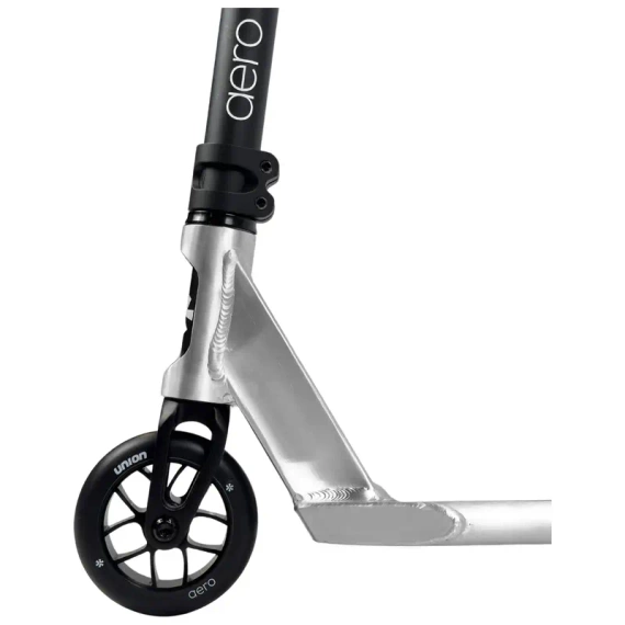 Union Aero S Scooter Black/Silver Scooter de înaltă performanță. 80 cm