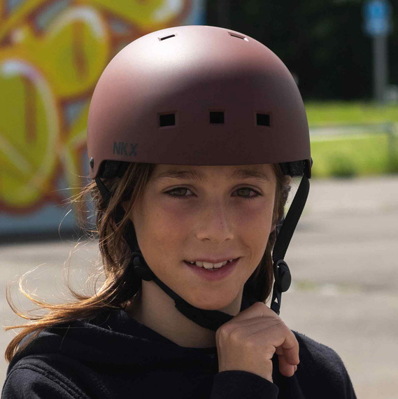 NKX Brain Saver Cască de skateboard Burgundy