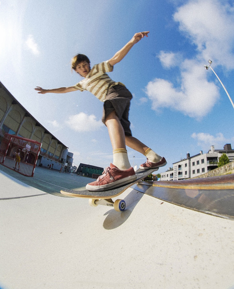 Skateboard pentru copii Trucuri MIDI Hot Dog 8"