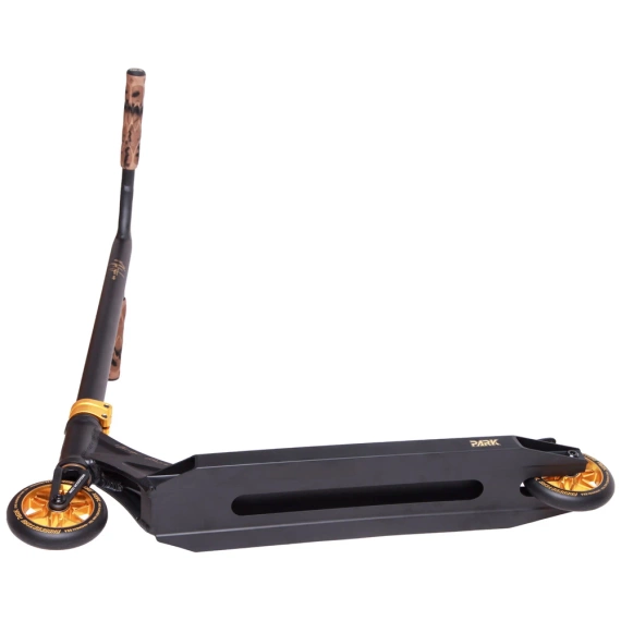 NKD Park Stunt Scooter negru și auriu wys. 84 cm