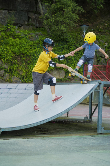 Skateboard pentru copii Tricks MINI Crocodile 7.87"