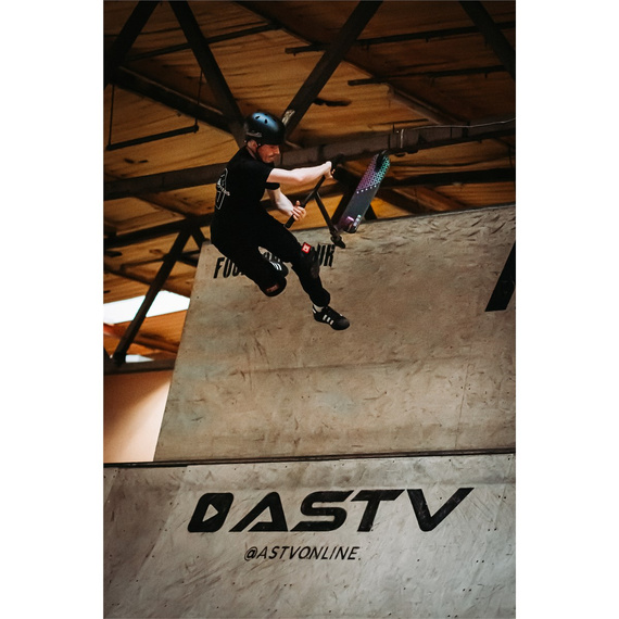 SLAMM Assault portocaliu 84 cm scuter de performanță pentru copii
