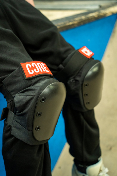 Protecții pentru genunchi CORE Street Skate Knee Pads Negru-Gri