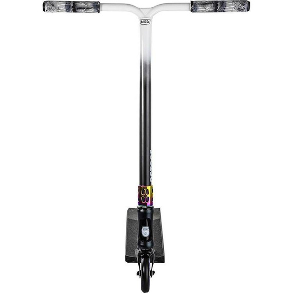 Scuter de performanță NKD Octane Black și Rainbow High. 82 cm
