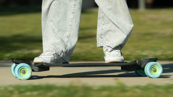 Orangatang Bee's Longboard Knees Roți albastru 90mm 77A