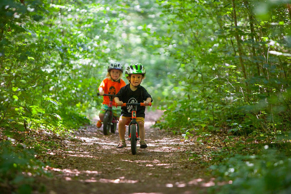 Bicicletă ușoară de cross-country pentru copii KUbikes 12 Red