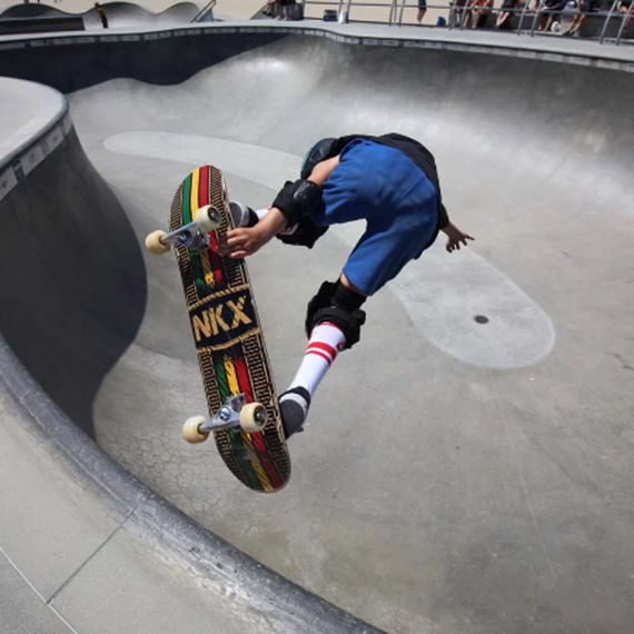 Skateboard complet NKX Rasta Royal Series Negru 8.5"