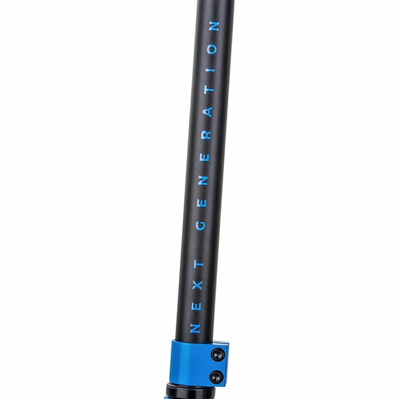 NKD Next Generation Raw Blue wys Scuter ușor de performanță din aluminiu pentru tineri piloți. 79,4 cm