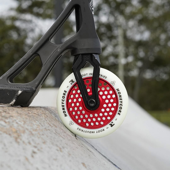 Root Industries Honeycore White Pro Scooter Wheels 2-Pack Rocket Fuel 110mm (2 buc.)