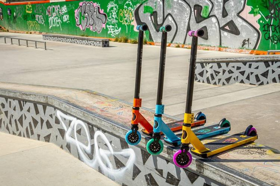 Scuter de performanță 74 cm SLAMM Tantrum V9 Negru și violet