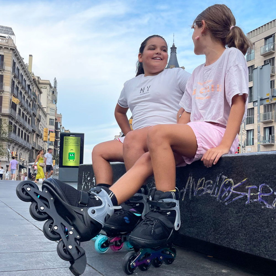 Patine în linie reglabile Story Motion Black Pink și Rainbow