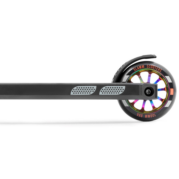 SLAMM Classic Stunt Neochrome 81,5 cm scuter de performanță pentru începători