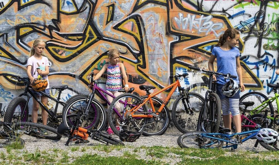 Bicicletă ușoară pentru copii KUbikes 24S Turquoise Red