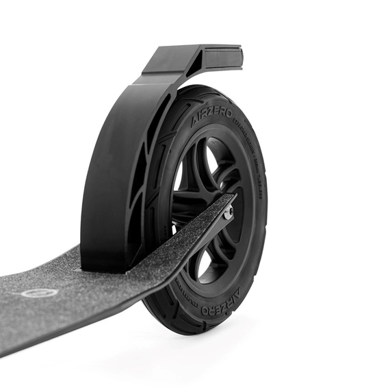 Frenzy 205 mm Air Zero Scooter urban recreațional negru/argintiu