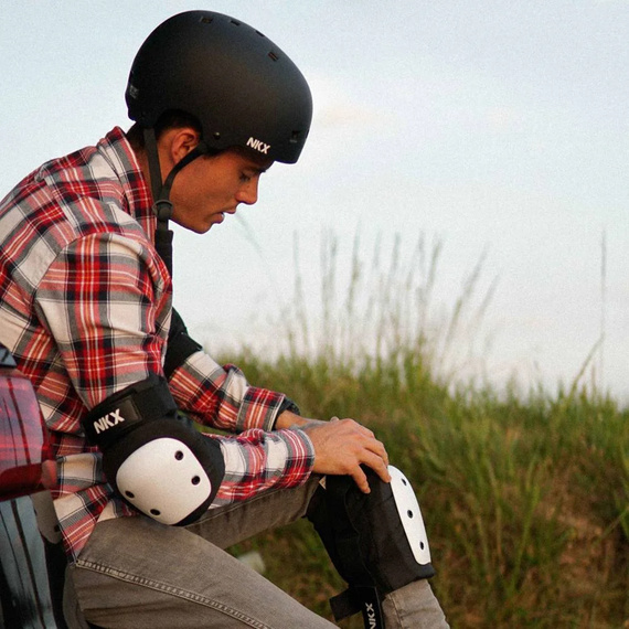 NKX Brain Saver Skateboard Helmet Black Ride Hard S