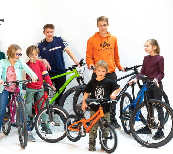 Lekki rower dla dzieci KUbikes 24S DISC Turkusowo-Czerwony