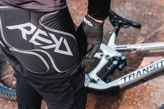 Pantaloni scurți REKD Energy Impact Negru