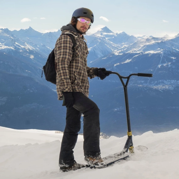 NKD Pro Snow Stunt Scooter negru și aur wys. 93 cm