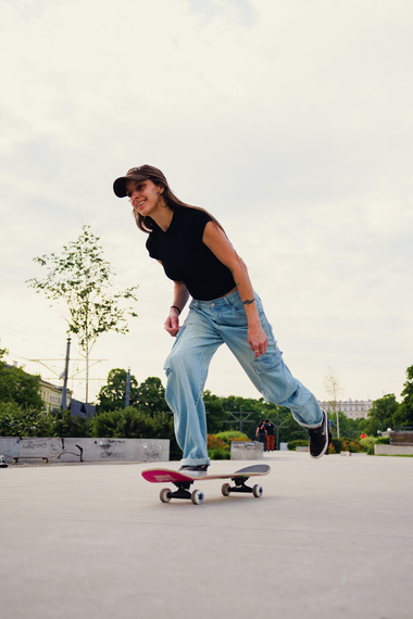 Complet Urban Sports Skating TV Skateboard 7.5"