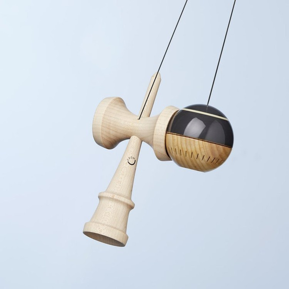 Kendama KROM cărbune de gaz