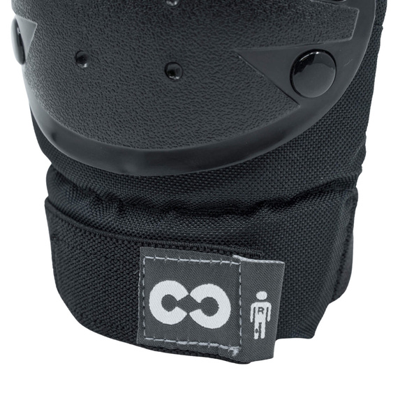 Set de protecții pentru copii CORE Kids Protection Junior Skate Triple Pad Set Negru