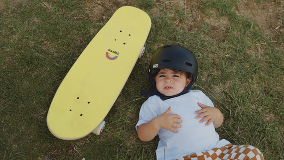 Tricks MINI Baby Monster skateboard pentru copii 8.25″