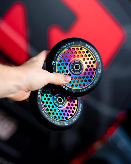 Root Industries Honeycore Black Pro Scooter Wheels 2-Pack Red 110 mm (2 buc).)