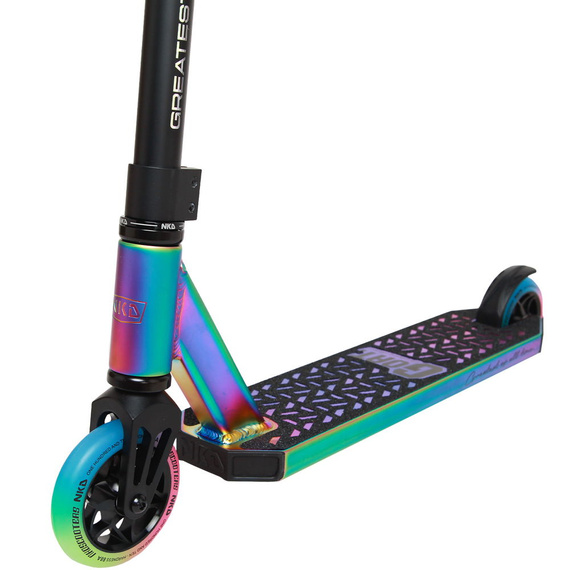 NKD GOAT Stunt Rainbow scuter wys. 83 cm