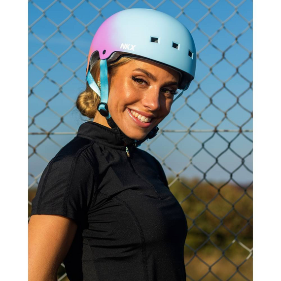 NKX Brain Saver Cască de skateboard Rainbowfade M