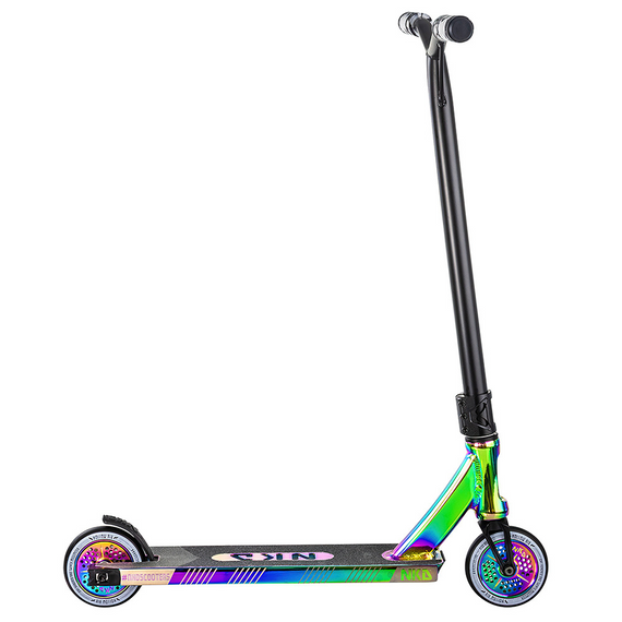 NKD Fuel Lightweight Street Performance Scooter Rainbow wys. 84 cm