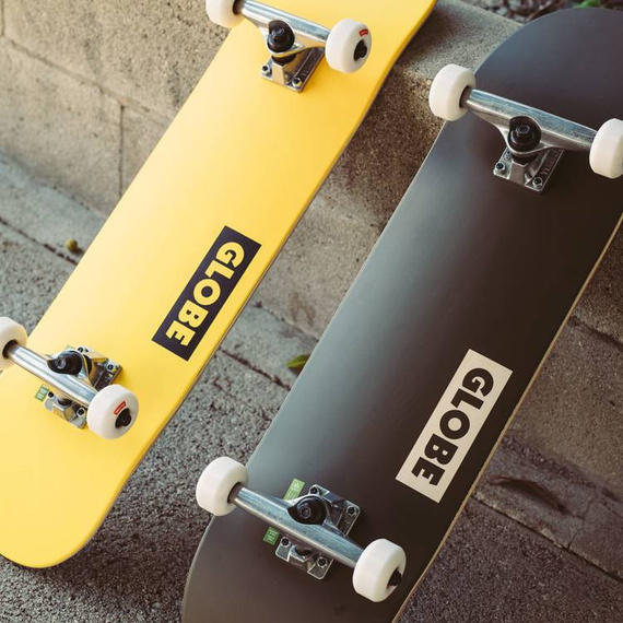 GLOBE Goodstock Skateboard Fatigue Verde 8.25"