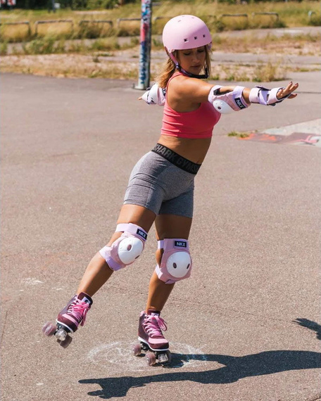 NKX Brain Saver Cască de skateboard Roz mentă
