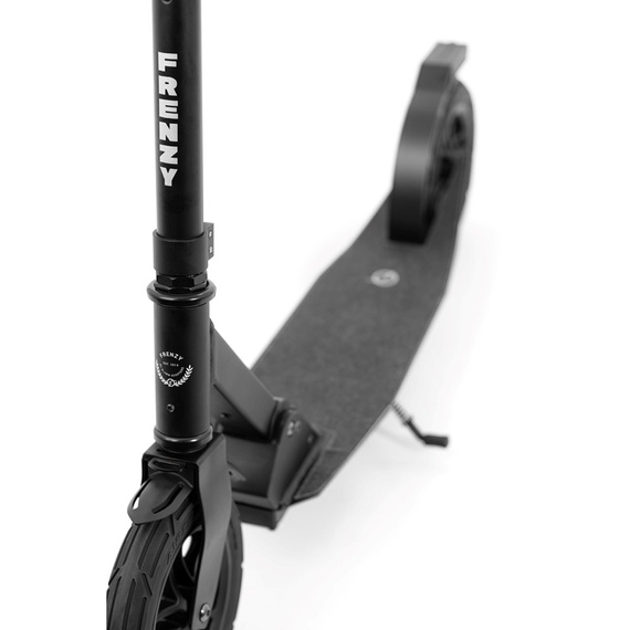 Frenzy 205 mm Air Zero Scooter urban recreațional negru/argintiu