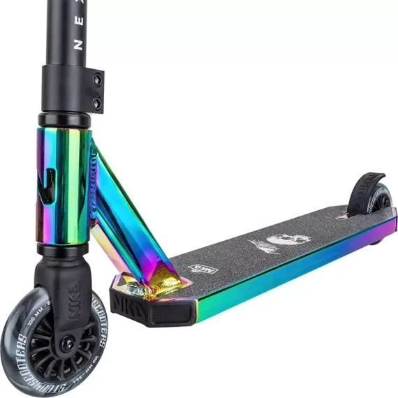 Stunt scuter ușor din aluminiu pentru călăreți tineri NKD Next Generation Rainbow Stunt wys. 79,4 cm