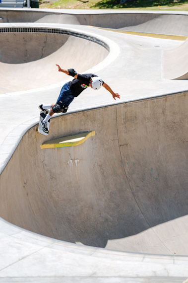 Cască Triple Eight Deep Cover Black Matte