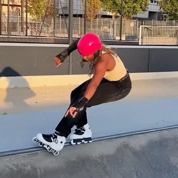 Patine Story Inline Aggressive Alb și Negru 