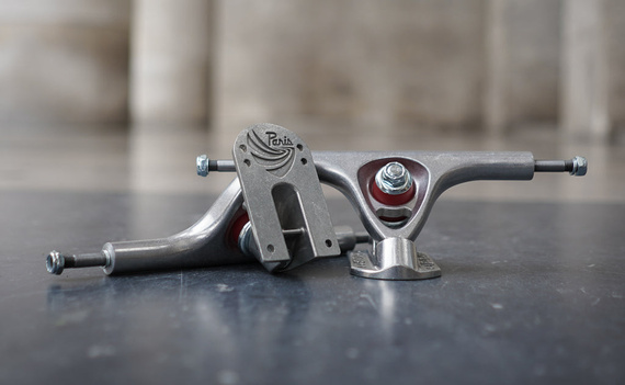 Longboard Trucks Paris V3 180 mm 50° Longboard Trucks lustruit