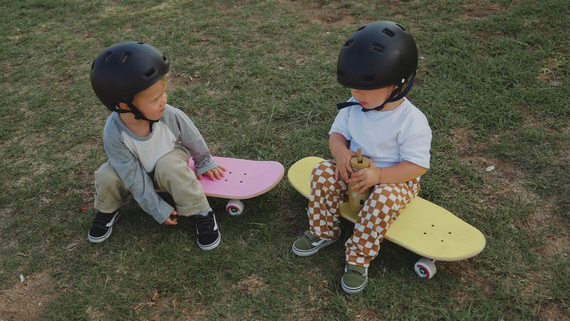 Skateboard pentru copii Tricks MINI Spinner 8.25″