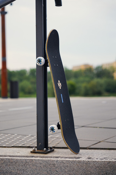 Complet Urban Sports Skating TV Skateboard 7.5"