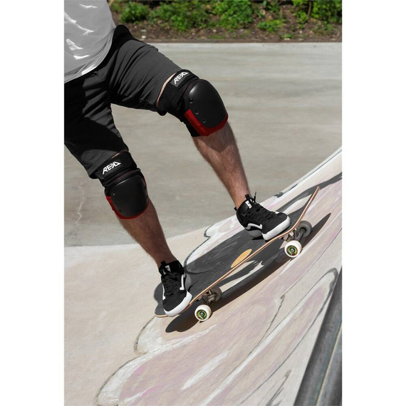 REKD Ramp Genunchiere L Negru Roșu