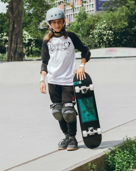 NKX Brain Saver Cască de skateboard gri M
