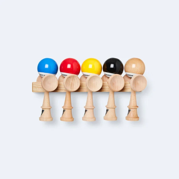 KROM Cliff John Ashwood cuier kendama