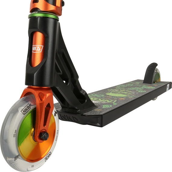 Scuter de înaltă performanță NKD Nitro Street Rasta. 91 cm